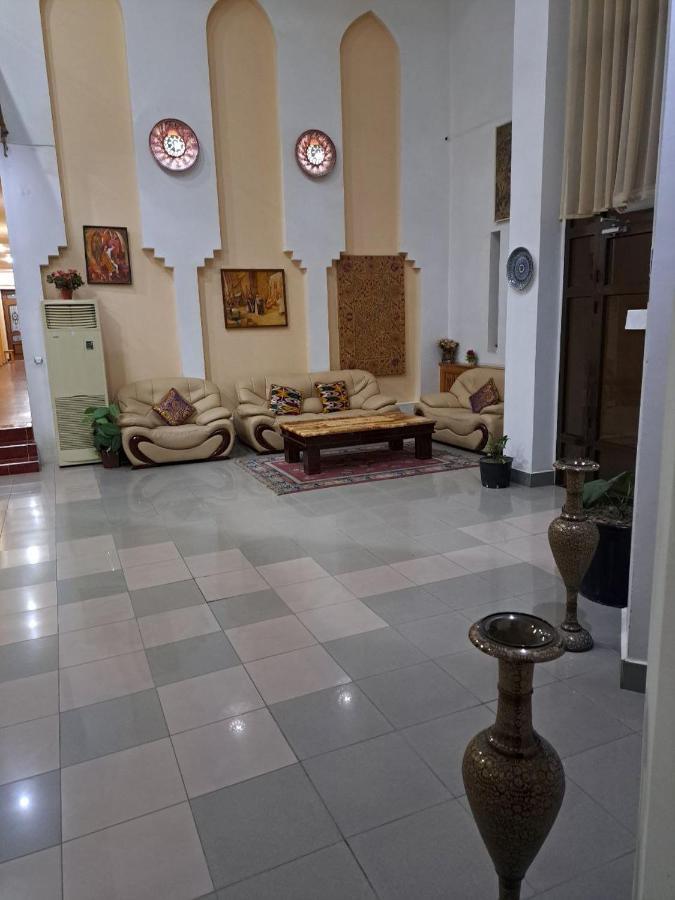 Karavan Hotel Buchara Exterior foto